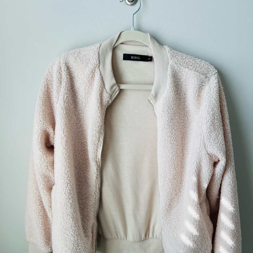 Women's Cream Jacket